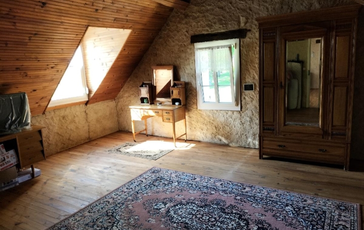 Maison CORMES (72400)  226 m2 397 000 € 