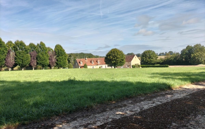 Maison CORMES (72400)  226 m2 397 000 € 