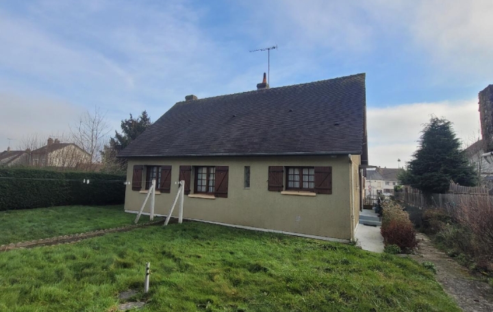 Maison LE THEIL (61260)  86 m2 113 000 € 