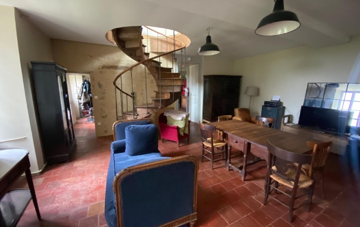 Maison CETON (61260)  313 m2 399 000 € 