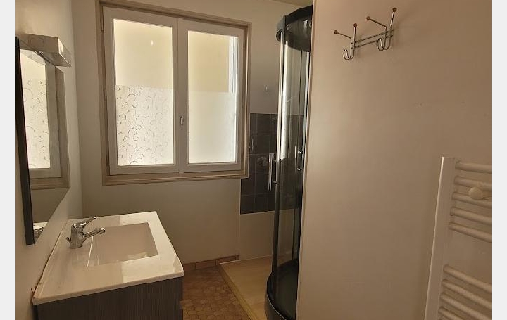 2 Pièces NOGENT-LE-ROTROU (28400)  51 m2 49 000 € 