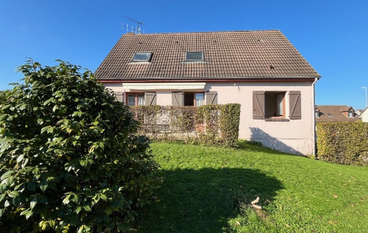 Maison LE THEIL (61260)  123 m2 161 200 € 