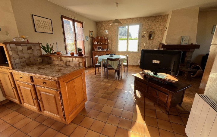 Maison LE THEIL (61260)  123 m2 161 200 € 