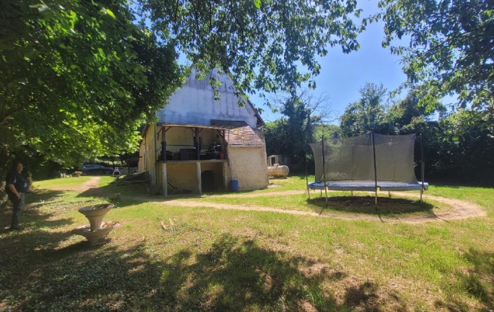 Maison VAL-AU-PERCHE (61260)  155 m2 177 000 € 