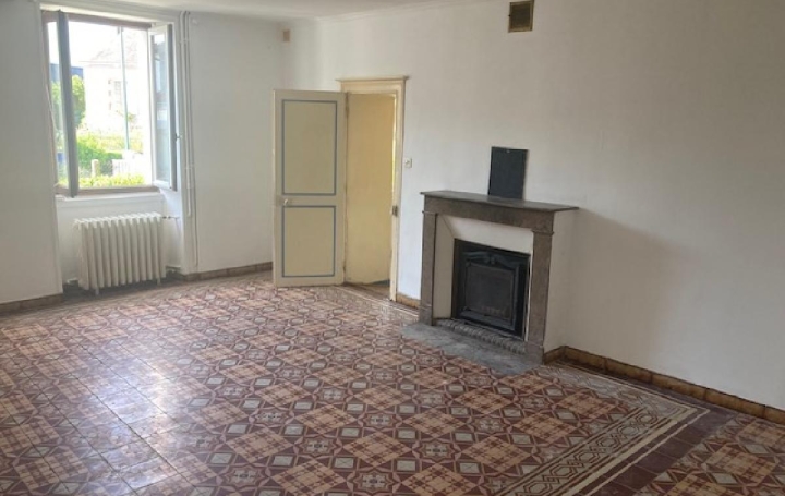 Maison VAL-AU-PERCHE (61260)  76 m2 110 000 € 