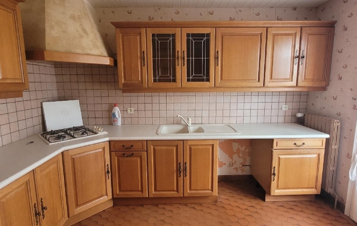 Maison MONTLANDON (28240)  107 m2 166 000 € 