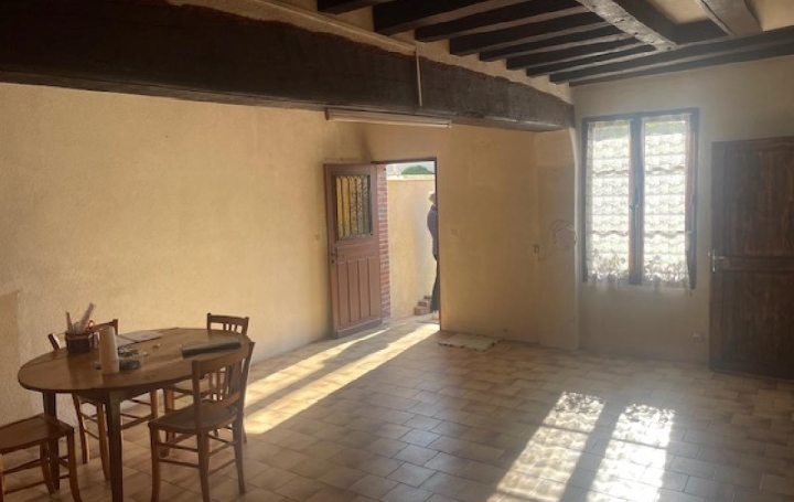 Maison AUTHON-DU-PERCHE (28330)  100 m2 120 000 € 