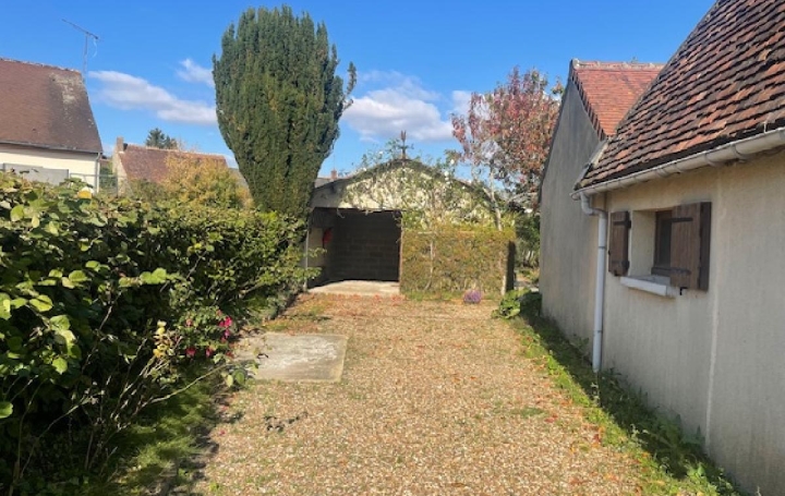 Maison AUTHON-DU-PERCHE (28330)  100 m2 120 000 € 