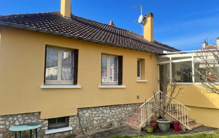 Maison VAL-AU-PERCHE (61260)  100 m2 149 000 € 