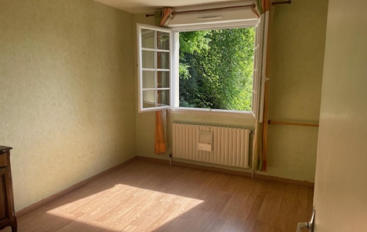 Maison TRIZAY-COUTRETOT-SAINT-SERGE (28400)  155 m2 144 700 € 