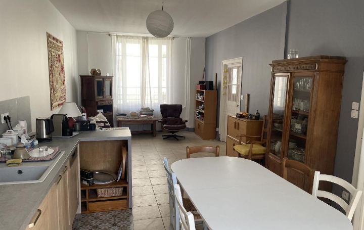 Maison CONDE-SUR-HUISNE (61110)  131 m2 128 400 € 