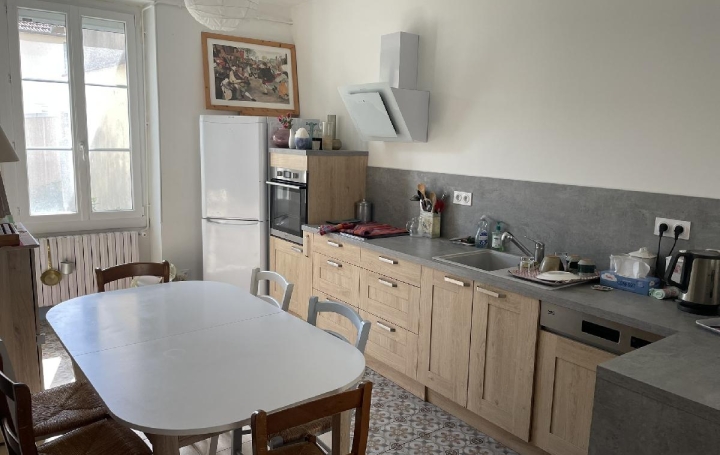 Maison CONDE-SUR-HUISNE (61110)  131 m2 128 400 € 