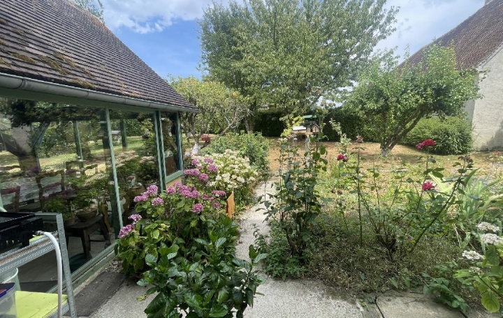 Maison LA CHAPELLE-SOUEF (61130)  196 m2 318 000 € 