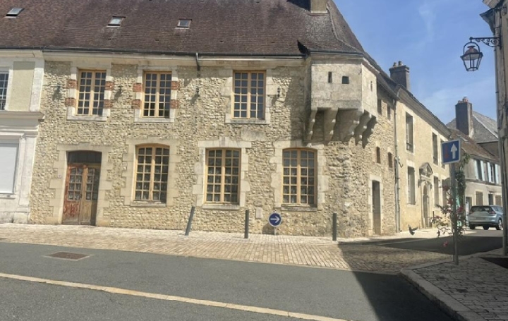 Maison / Villa AUTHON-DU-PERCHE (28330) 349 m<sup>2</sup> 395 000 € 