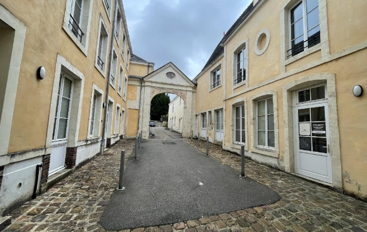 5 Pièces NOGENT-LE-ROTROU (28400)  128 m2 198 000 € 