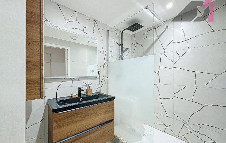 4 Pièces MACON (71000)  74 m2 850 € 