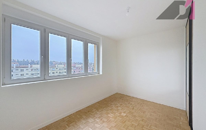 4 Pièces MACON (71000)  74 m2 850 € 
