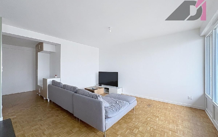 4 Pièces MACON (71000)  74 m2 850 € 