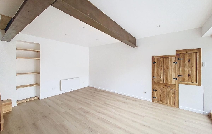 Maison IGE (71960)  66 m2 850 € 
