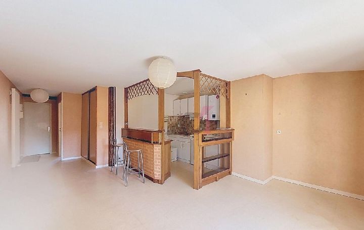 2 Pièces CLUNY (71250)  46 m2 462 € 