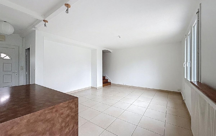 Maison MACON (71000)  73 m2 850 € 