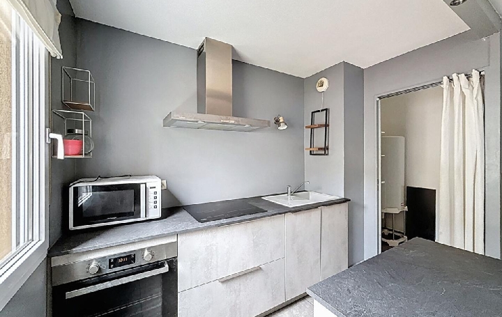 2 Pièces MACON (71000)  50 m2 570 € 