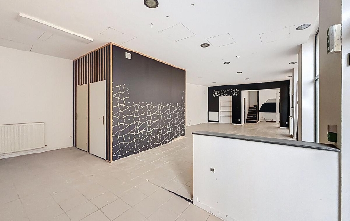 Local commercial MACON (71000)  100 m2 795 € 