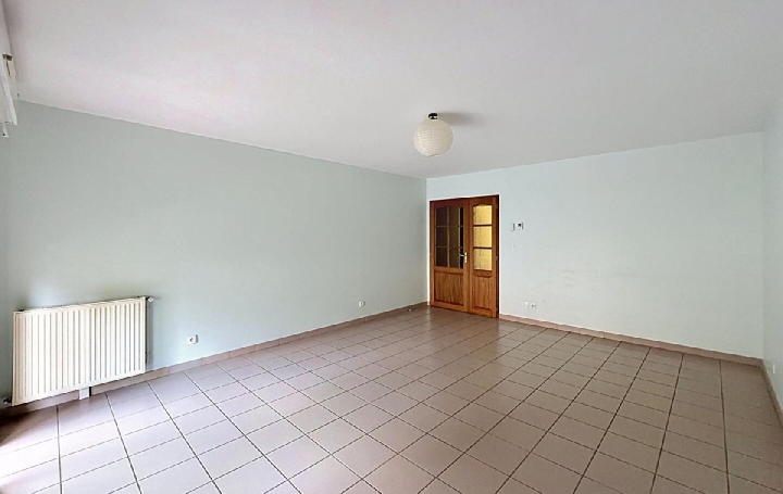 3 Pièces CLUNY (71250)  63 m2 760 € 