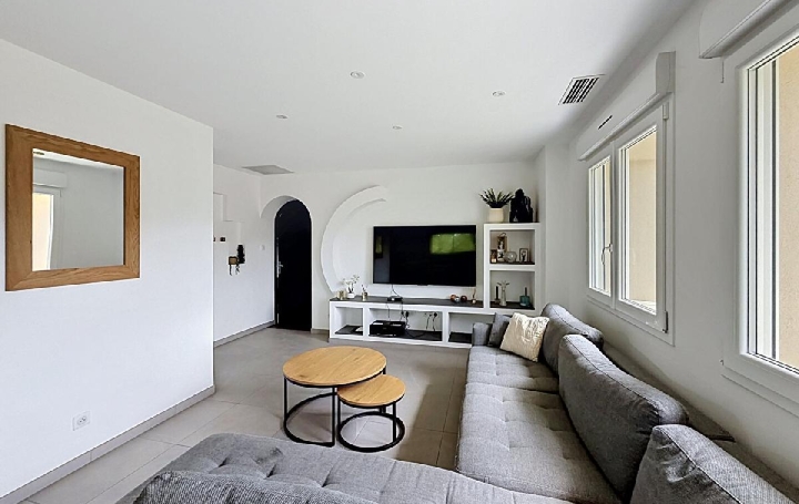 Maison PRISSE (71960)  136 m2 1 195 € 