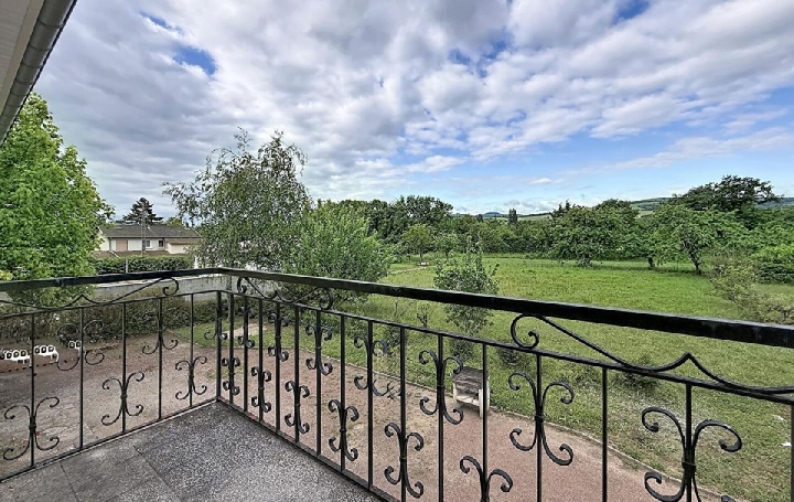 Maison PRISSE (71960)  136 m2 1 195 € 