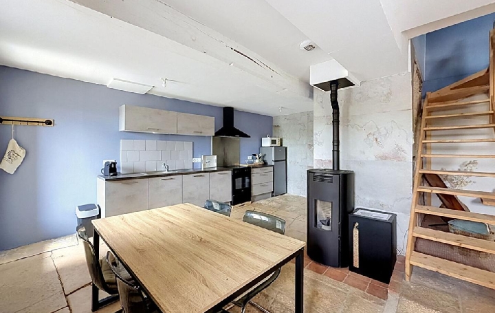 Maison LUGNY (71260)  79 m2 750 € 