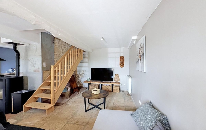 Maison LUGNY (71260)  79 m2 750 € 