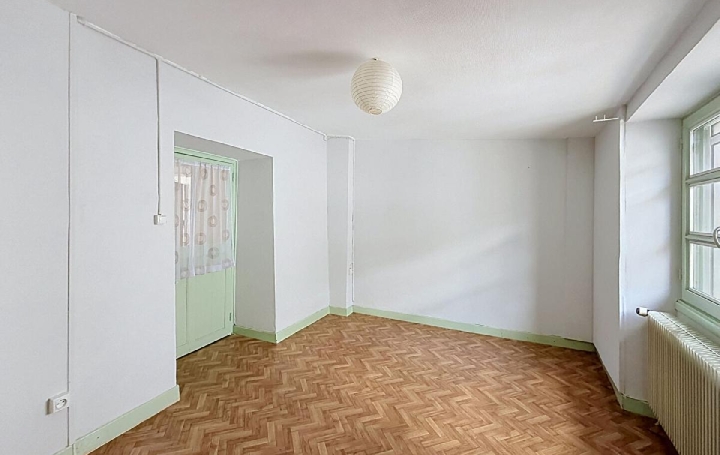 Maison CLUNY (71250)  50 m2 540 € 