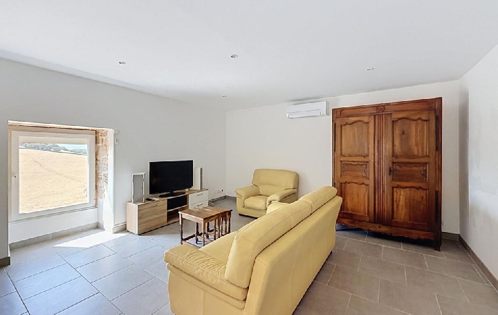 2 Pièces LOURNAND (71250)  64 m2 500 € 
