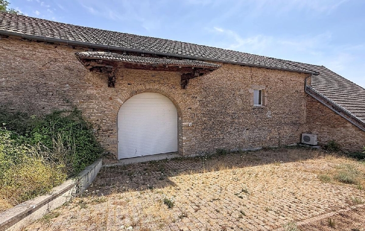 2 Pièces LOURNAND (71250)  64 m2 500 € 