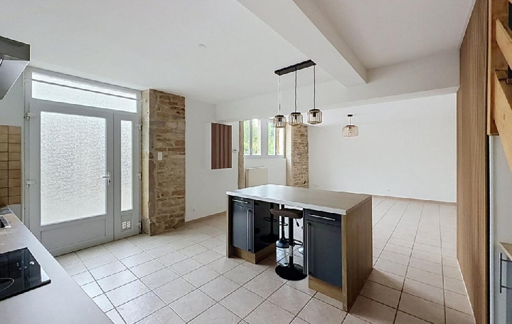Appartement AZE (71260) 78 m<sup>2</sup> 800 € 