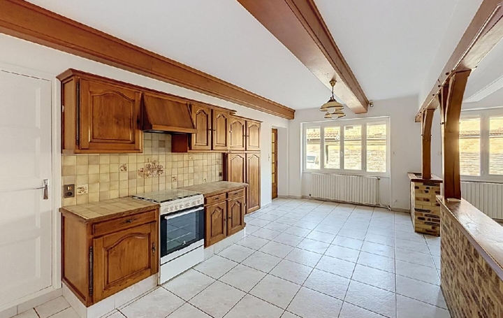 Maison PERONNE (71260)  116 m2 700 € 
