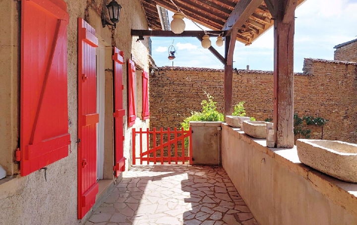 Maison LAIZE (71870)  97 m2 1 200 € 