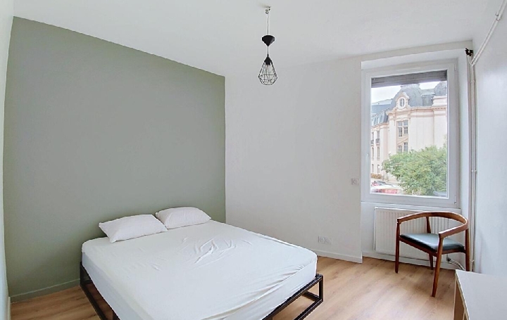 3 Pièces MACON (71000)  73 m2 780 € 