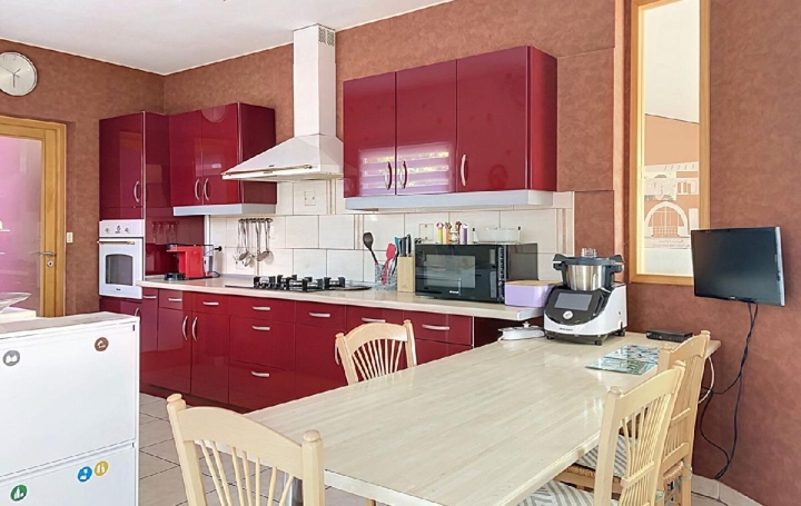 Maison CLUNY (71250)  150 m2 355 000 € 