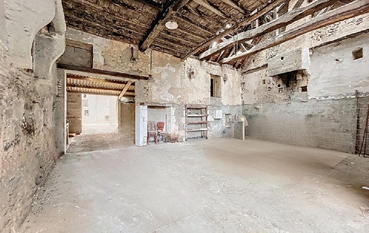 Maison VERZE (71960)  110 m2 85 000 € 