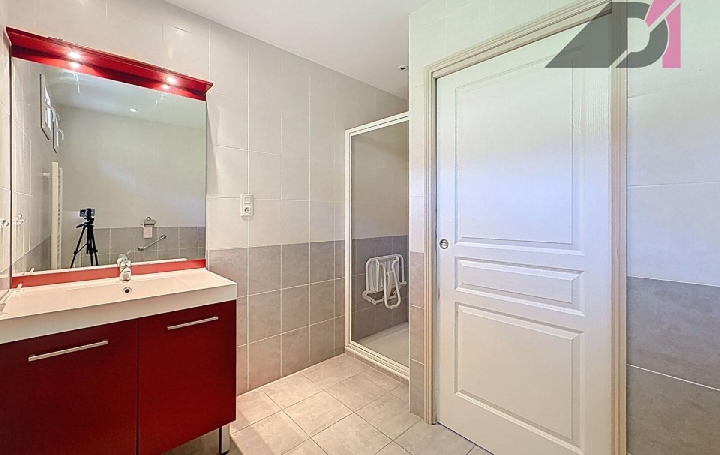 4 Pièces SANCE (71000)  96 m2 298 000 € 