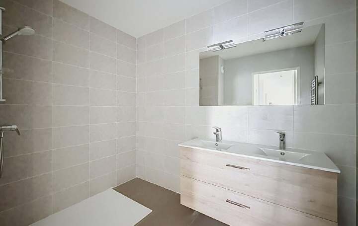 4 Pièces SANCE (71000)  96 m2 298 000 € 