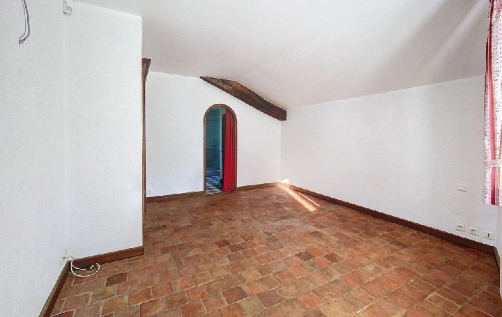 3 Pièces MACON (71000)  59 m2 90 000 € 