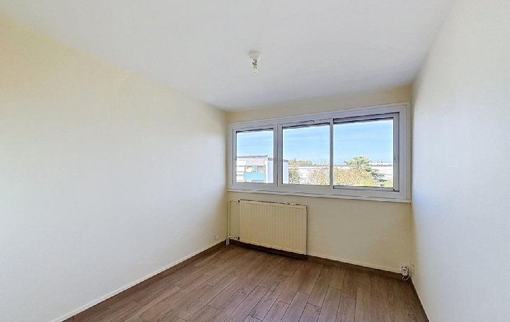 3 Pièces MACON (71000)  59 m2 90 000 € 