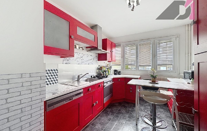 3 Pièces MACON (71000)  69 m2 135 000 € 