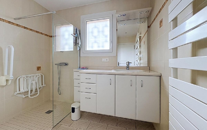 Maison SENOZAN (71260)  166 m2 384 800 € 