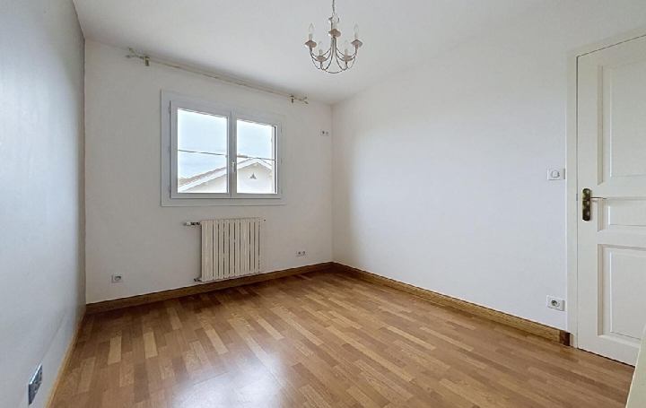 Maison SENOZAN (71260)  166 m2 384 800 € 