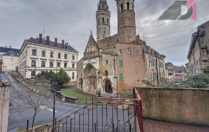 3 Pièces MACON (71000)  50 m2 119 000 € 