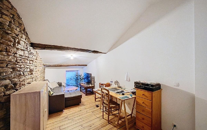 3 Pièces CLUNY (71250)  54 m2 120 000 € 